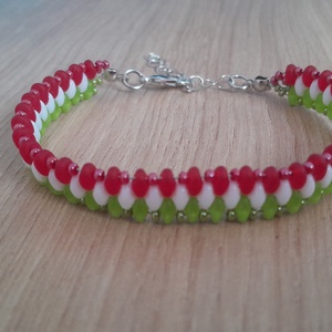 Piros-fehér-zöld karkötő - ékszer - karkötő - gyöngyös karkötő - Meska.hu