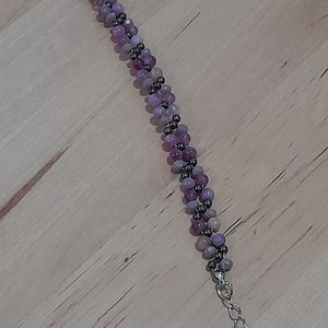 Lila gyöngy karkötő - ékszer - karkötő - gyöngyös karkötő - Meska.hu