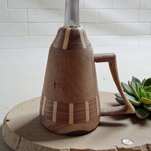 Szegmentált dió- és fenyőfa étolajkiöntő  mandulafából készült csavaros kupakkal (750 ml), Otthon & Életmód, Konyhafelszerelés, tálalás, Flaska, csatos üveg, Famegmunkálás, MESKA