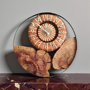 Mandulafa falióra hordóvas keretben � szegmentált számlappal és rézdrótos részlettel 47cm - Meska.hu