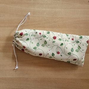 Frissentartó Bagett tasak - eper és málna mintás - táska & tok - bevásárlás & shopper táska - kenyeres zsák - Meska.hu