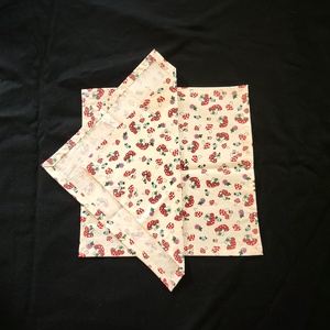 Textil szalvéta - apró gombás - otthon & életmód - konyhafelszerelés, tálalás - konyhai textil - szalvéta - Meska.hu