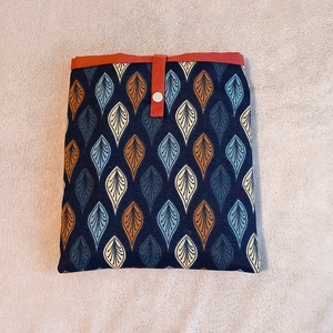 Könyvtok - kék alapon páveszemes minta - könyv & zene - könyvtok - Meska.hu