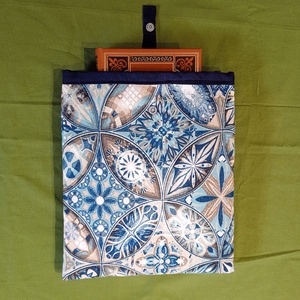 Könyvtok, könyvvédő - kék mozaik mintás - könyv & zene - könyvtok - Meska.hu