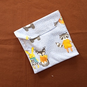 Tépőzáras snackbag,  uzsonnatasak, szendvics tartó - erdei állatok - táska & tok - bevásárlás & shopper táska - kenyeres zsák - Meska.hu