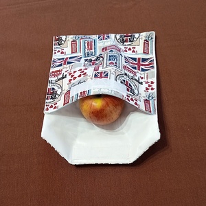Tépőzáras snackbag,  uzsonnatasak, szendvics tartó - London - Meska.hu