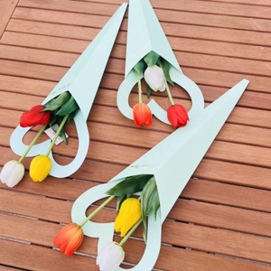 Tulipános köszöntő ajándék-az ár 1 db termékre vonatkozik!, Otthon & Életmód, Dekoráció, Asztal és polc dekoráció, Asztaldísz, Virágkötés, MESKA