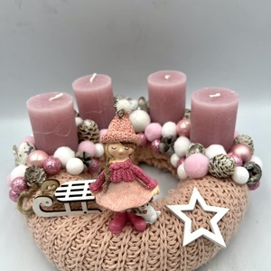 Rózsaszín kislányos asztali dísz karácsonyi - Meska.hu
