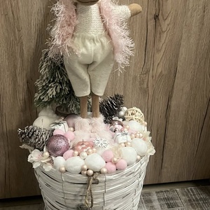 LED világításos télies dekor szarvassal rózsaszín fehér színben, ajtó mellé vagy önálló díszként - karácsony - karácsonyi kültéri dekoráció - Meska.hu