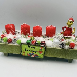 Grincses Adventi Asztaldísz  35 cm, Fa Tálban  4 Gyertyával  Klasszikus ZöldPiros - Meska.hu