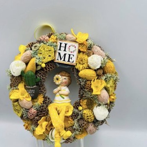 Citromsárga ajtódísz figurával-HOME felirattal, Otthon & Életmód, Dekoráció, Ajtó- és ablak dekoráció, Ajtódísz & Kopogtató, Virágkötés, MESKA