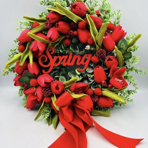 Ajtódísz piros tulipánokkal Spring felirattal, Otthon & Életmód, Virágdekoráció, Virágdíszek, Virágdísz kaspóban, Virágkötés, MESKA