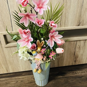 Húsvéti  Nyulas vendégváró magnóliával , Otthon & Életmód, Virágdekoráció, Virágdíszek, Asztali virágdísz, Virágkötés, MESKA