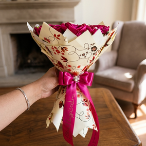 Ballagó csokor lány  - otthon & életmód - virágdekoráció - virágok - virágcsokor - Meska.hu