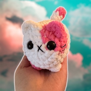 Horgolt mini vekni cica , Játék & Sport, Plüssállat & Játékfigura, Cica, , MESKA