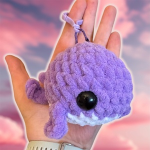 Horgolt bálna kulcstartó - Meska.hu