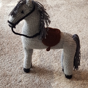 Horgolt ló amigurumi, Játék & Sport, Plüssállat & Játékfigura, Ló, Horgolás, MESKA