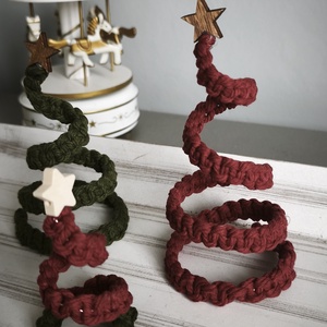 Spirál karácsonyfa - karácsony - karácsonyi lakásdekoráció - ünnepi asztaldekoráció - Meska.hu