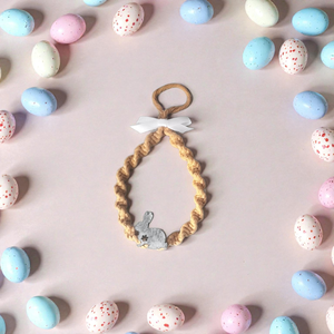 Makramé nyuszis függődísz  - ünnepi díszek, dekorációk - húsvéti díszek és dekorációk - húsvéti ablakdíszek - Meska.hu