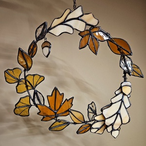Őszi Tiffany-üveg koszorú tölgy-, gingko- es juharlevelekkel - Meska.hu