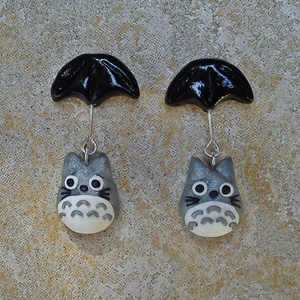 Totoro beszúrós fülbevaló - Meska.hu