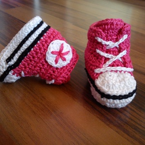 horgolt converse cipő - Meska.hu