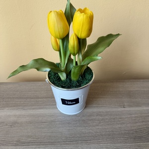 Élethű tulipán dekoráció - Meska.hu