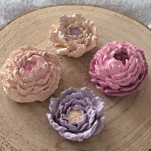 Festett gipsz dekorációs rózsák - kellékek & szerszámok - dekorációs kellékek - figurák - Meska.hu