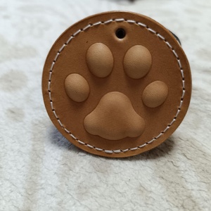 Világosbarna tappancs kulcstartó, Táska & Tok, Kulcstartó & Táskadísz, Kulcstartó, Bőrművesség, MESKA