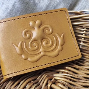 Domborított díszítésű kártyatartó - táska & tok - pénztárca & más tok - kártyatartó & irattartó - Meska.hu