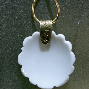 Herendi virágzás medálja - ékszer - nyaklánc - medál - Meska.hu