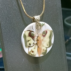 Antik Zsolnay domborfestett medál - Meska.hu