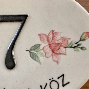 Ovális formájú házszámtábla magnóliával - otthon & életmód - ház & kert - házszám - Meska.hu