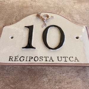 Bajusz formájú házszámtábla, festett - otthon & életmód - ház & kert - házszám - Meska.hu