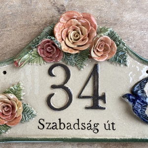Bajusz formájú házszámtábla rózsával, fecskével - otthon & életmód - ház & kert - házszám - Meska.hu