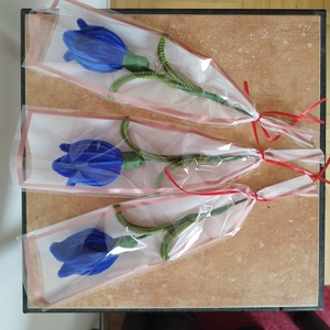 Zsenilia tulipán csomagolva  - otthon & életmód - virágdekoráció - virágok - szálas virág - Meska.hu