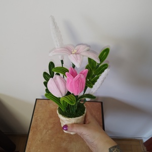 Zsenilia virág kosárban  - otthon & életmód - virágdekoráció - virágdíszek - virágdísz kaspóban - Meska.hu