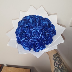 Királykék rózsa csokor  - otthon & életmód - virágdekoráció - virágok - virágcsokor - Meska.hu