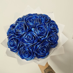 Királykék rózsa csokor  - Meska.hu