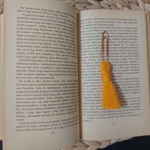 Makramé bojtos könyvjelző - sárga - Meska.hu