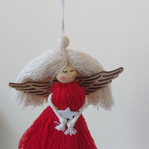 Karácsonyi makramé angyal - piros  - karácsony - karácsonyi lakásdekoráció - karácsonyfadíszek - Meska.hu