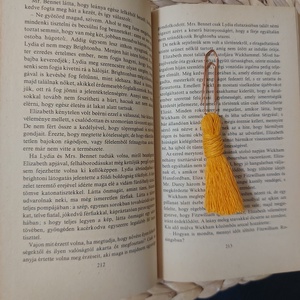 Könyvjelző - sárga bojtos makramé, Könyv & Zene, Könyvjelző, Csomózás, Fonás (csuhé, gyékény, stb.), MESKA