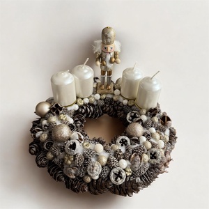 Diótörős adventi koszorú - Meska.hu