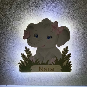 Névre szóló fali éjszakai fény � Egyedi fa kiselefánt lámpa gyermeked nevével - INGYENES SZÁLLÍTÁS(Packeta) - baba - mama - babaszoba dekoráció - éjszakai fény - Meska.hu