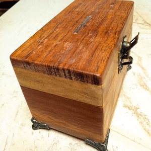 Persely trópusi fából - otthon & életmód - dekoráció - asztal és polc dekoráció - persely - Meska.hu