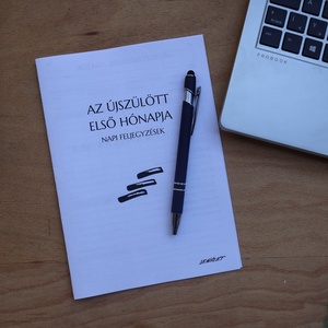 Nyomtatható jegyzetfüzet - az újszülött első hónapja, Otthon & Lakás, Papír írószer, Jegyzetfüzet & Napló, Mindenmás, MESKA