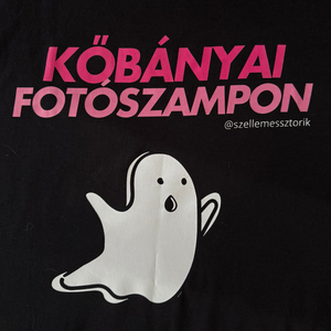 Fekete póló - Kőbányai fotószampon felirattal - ruha & divat - női ruha - póló, felső - Meska.hu