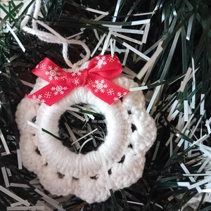 Horgolt karácsonyfadísz fehér - karácsony - karácsonyi lakásdekoráció - karácsonyfadíszek - Meska.hu