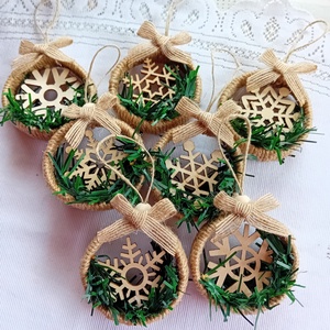 Karácsonyi  fenyőfafa dekoráció - karácsony - karácsonyi lakásdekoráció - karácsonyfadíszek - Meska.hu