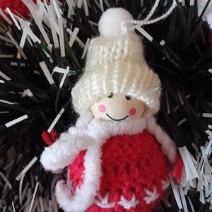 Kislány Karácsonyi fenyődísz. - karácsony - karácsonyi lakásdekoráció - karácsonyfadíszek - Meska.hu Kislány Karácsonyi fenyődísz. - karácsony - karácsonyi lakásdekoráció - karácsonyfadíszek - Meska.hu